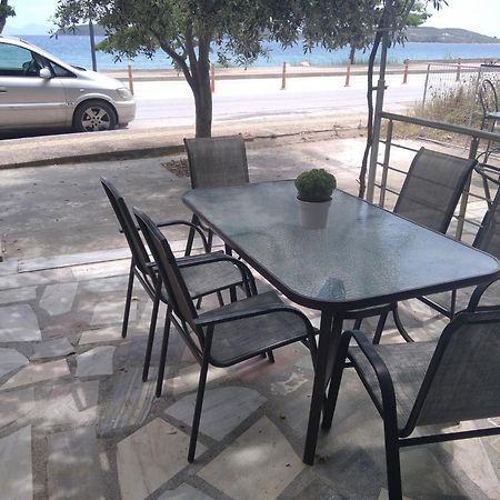 Villa Tasos Néa Péramos Екстериор снимка