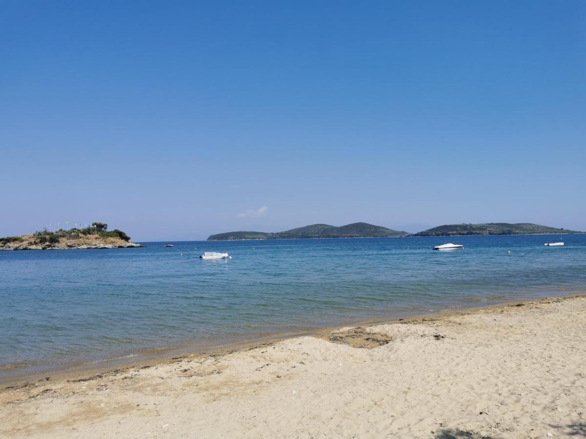 Villa Tasos Néa Péramos Екстериор снимка