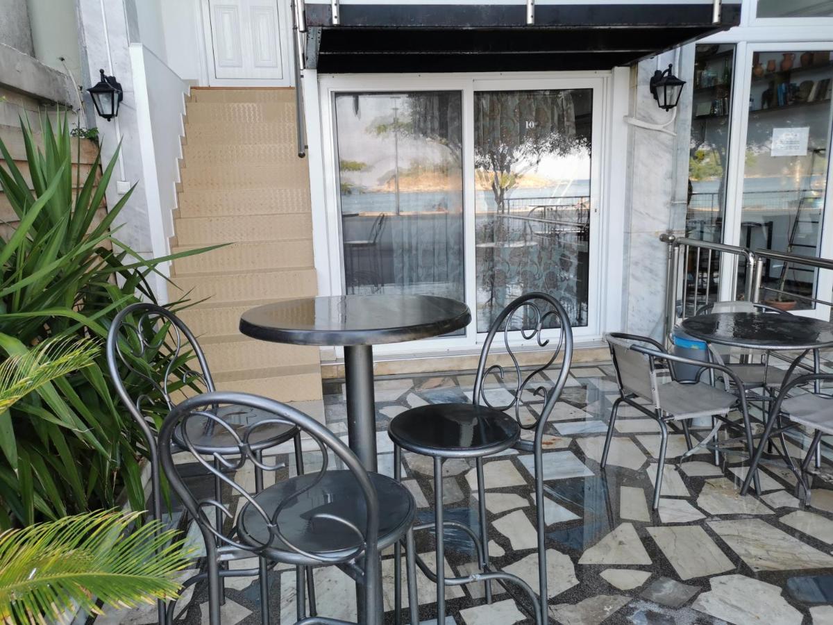 Villa Tasos Néa Péramos Екстериор снимка